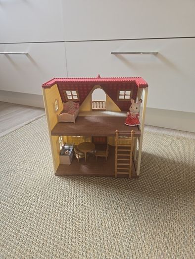 Sylvanian doll house