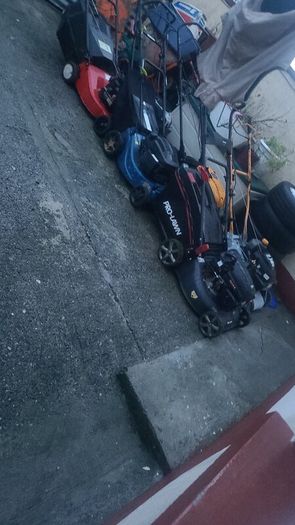 Broken lawnmowers and other tools wanted for parts. Lawnmower servicing also available!