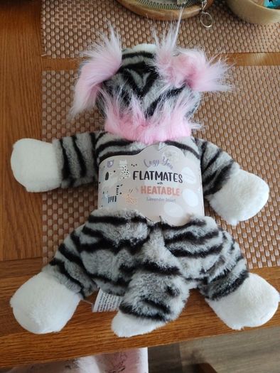 Tiger with heatable lavender insert