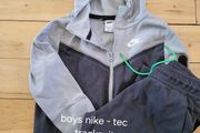 Nike tech tracksuit boys