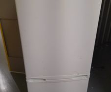 Powerpoint fridge freezer