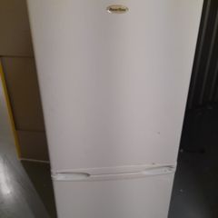 Powerpoint fridge freezer