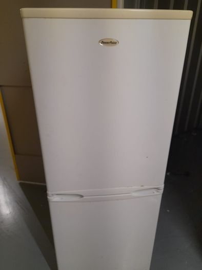 Powerpoint fridge freezer