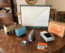 Vintage Home Movie Retro Display