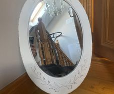Cream mirror