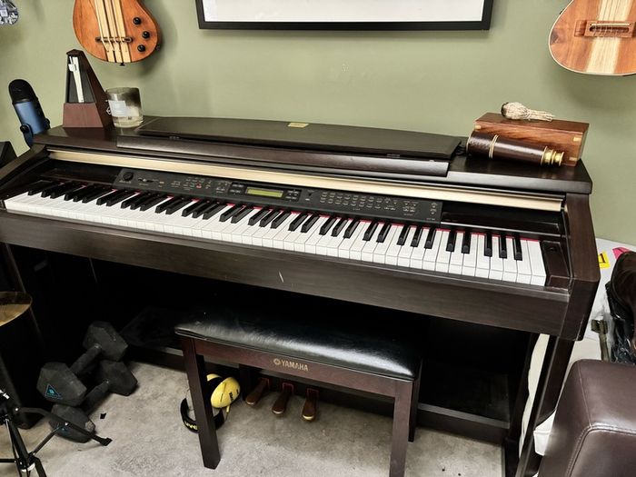 Yamaha Clavinova CLP-150