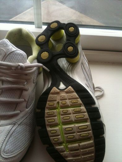 Nike Shox