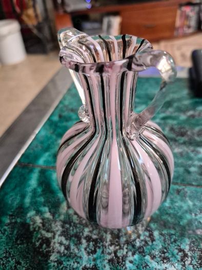 Glass vase