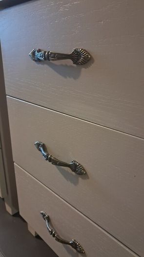Bedside lockers