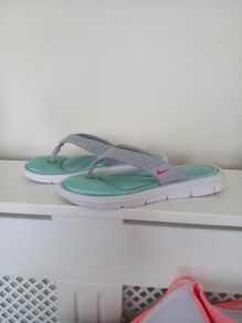 Nike flip flops UK 3