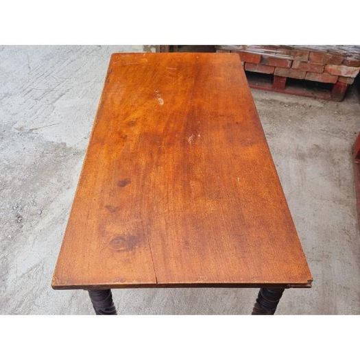 Antique Side Table KAS567
