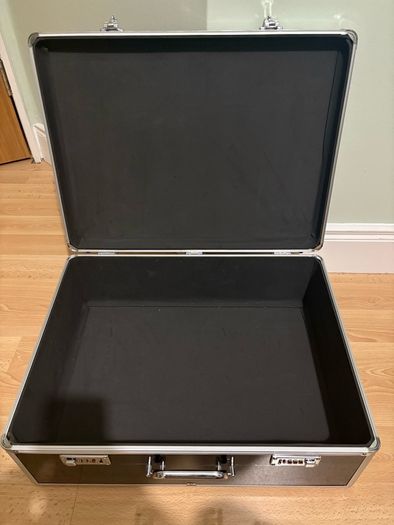 KR Multicase Black Triple Aluminium Case (AL3-B)