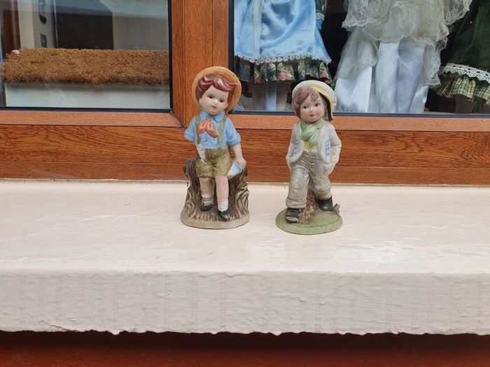 little figures