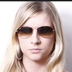 Sunglasses Rayban cockpit woman