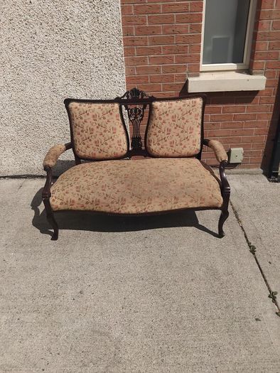 edwardian /victorion parlour settee