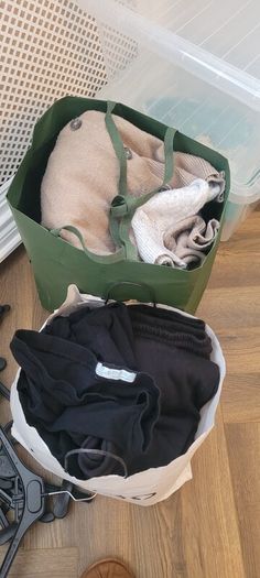 Used clothes bundle womens size xs-M