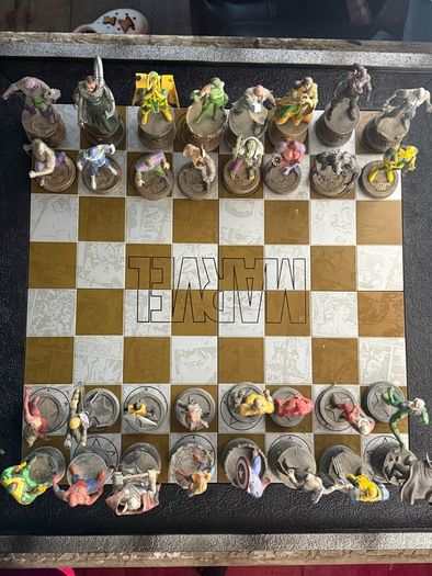 Eaglemoss Marvel Chess Collection