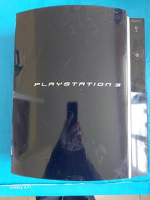 Playstation 3 FAT, Black, Comes with Power Cable Only, very good cosmetic condition, powers on and off
