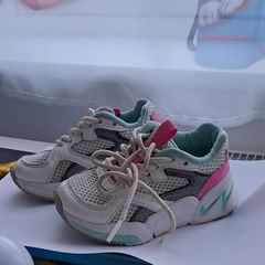 Kids trainers