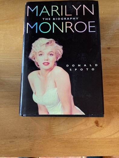 Marilyn monroe books