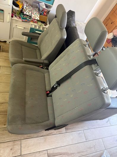 VW Transporter front seats