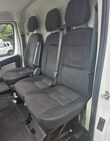 citreon relay double seat