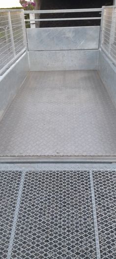Tuff trailer 8x4