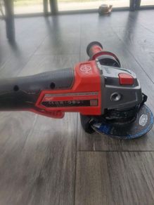 Milwaukee 4 1/ 2" small grinder