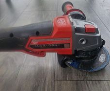 Milwaukee 4 1/ 2" small grinder
