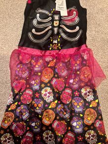 Skeleton dress 9-10
