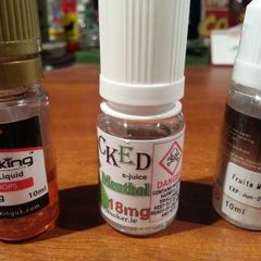 3 e-liquids