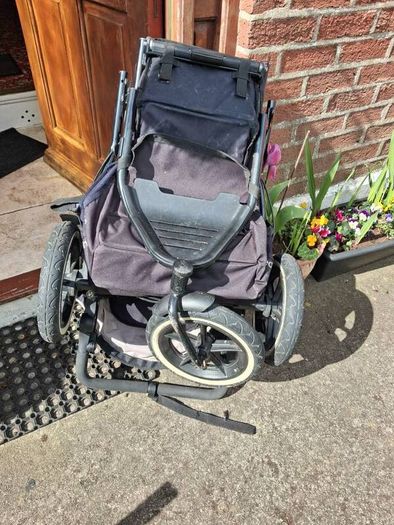 Phil and Ted's Sports buggy