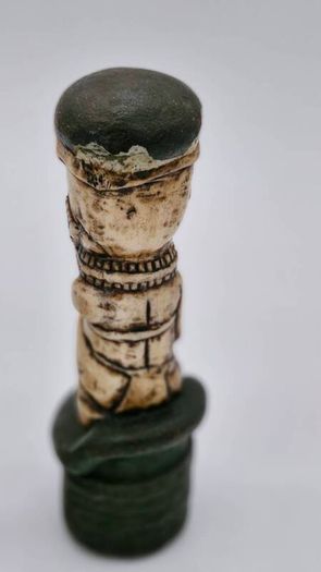 Ethical carved figures