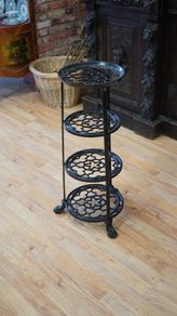 Decorative Wrought Iron Pan Stand