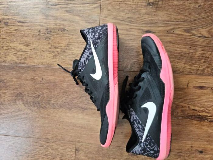 womens nike trainers