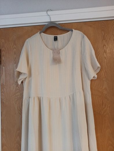 Shein Cream Dress. S. XL - 16-18. B.N.W.T