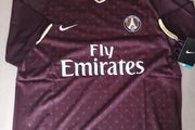 Brand new PSG Retro 2007 Large