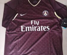 Brand new PSG Retro 2007 Large