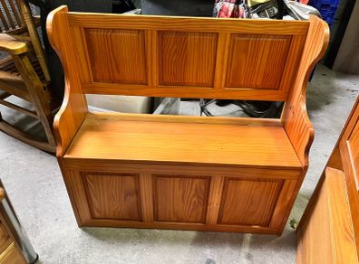 Kids Storage bench / seat