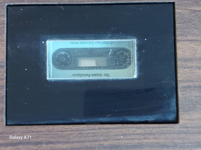 Telefunken Cavatine 201, Mw, Lw Radio plus Tape Deck, German Model in German Language, Powers on and off