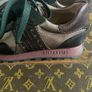 Hispanics trainers Image 5