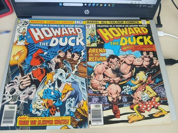 17 x Howard the Duck comics