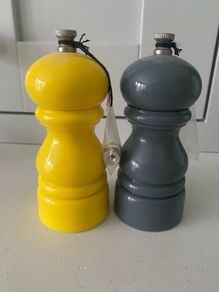 salt & pepper