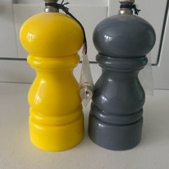 salt & pepper