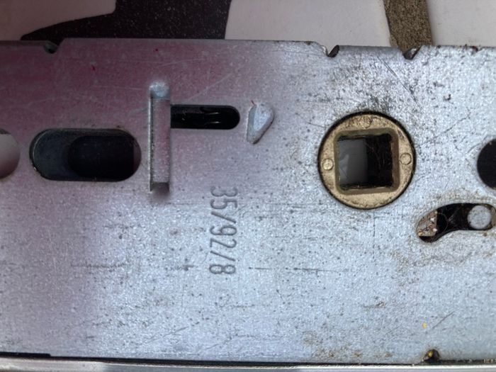 Multipoint door lock gearbox mechanism