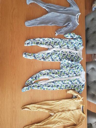 baby 6-9 M bundle ( add 10)