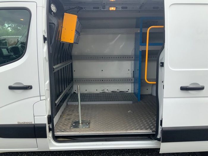 Renault Master MM35 Dci 135b( 1 Yr Warranty )