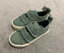 Brand new boys shoes size 9