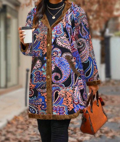 Free Postage! BNWT Boho Style Coat with a Hood & Soft Fur on the inside size 20