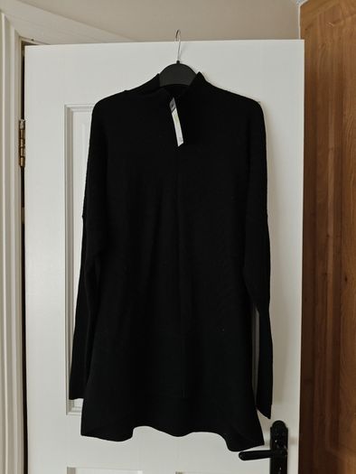 Black Jumper